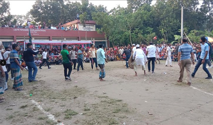 মাগুরার গ্রামে লাঠি খেলা ও গ্রামীণ মেলায় মুগ্ধ দর্শনার্থী