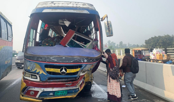 ঢাকা-মাওয়া এক্সপ্রেসওয়েতে পৃথক দুর্ঘটনায় আহত ৬