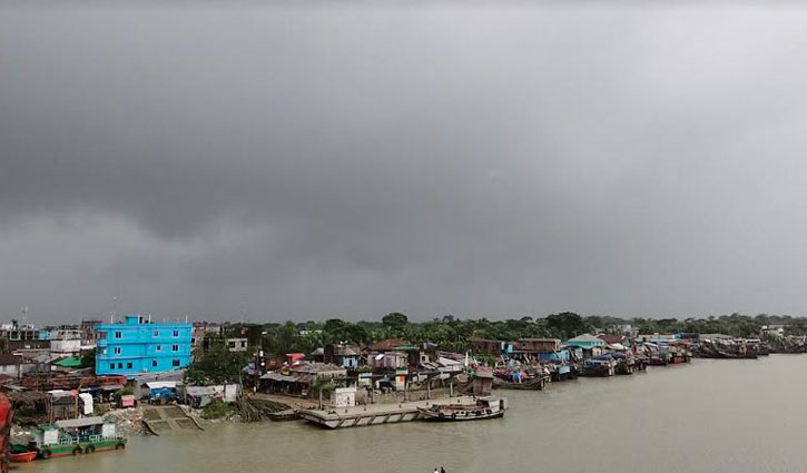 পায়রা সমুদ্রবন্দর থেকে ৪৭৫ কিলোমিটার দূরে ‘দানা’