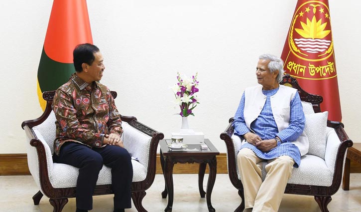 আসিয়ানের সদস্য হতে ইন্দোনেশিয়ার সমর্থন চাইলেন প্রধান উপদেষ্টা