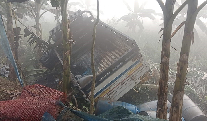 টাঙ্গাইলে সড়কে প্রাণ গেল ২ মাদ্রাসা শিক্ষার্থীর