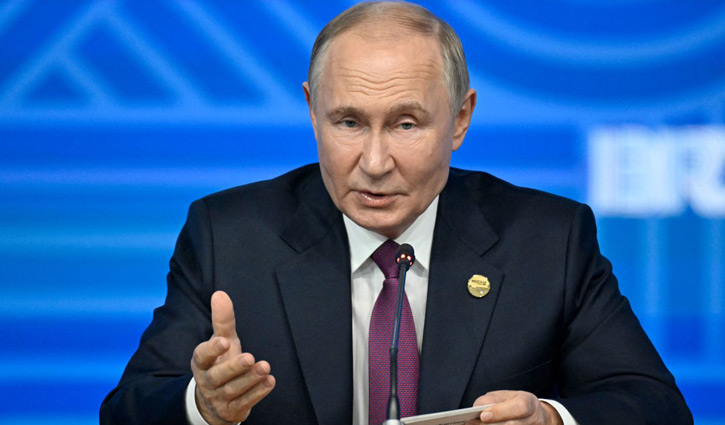 Putin hints at strikes on West in `global` Ukraine war