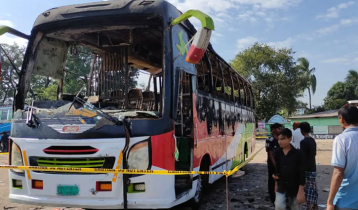 Bus helper dies after the vehicle catches fire