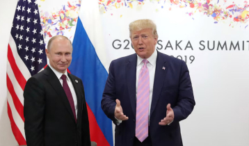 Trump speaks to Putin, warns against escalating in Ukraine