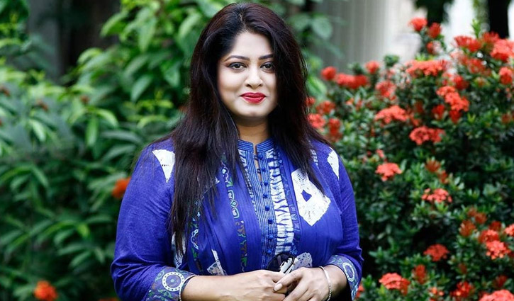 ‘প্রিয়দর্শিনী’ মৌসুমীর আজ জন্মদিন