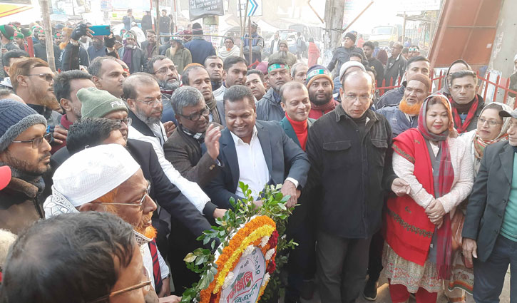 সারা দেশে বিভিন্ন আয়োজনে বিজয় দিবস উদযাপন হচ্ছে