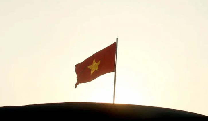 ভিয়েতনামে বিস্ফোরণে ১২ সেনা নিহত