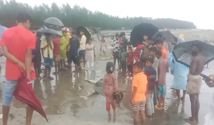 কক্সবাজারে ট্রলারডুবি: আরও ২ জেলের মরদেহ উদ্ধার