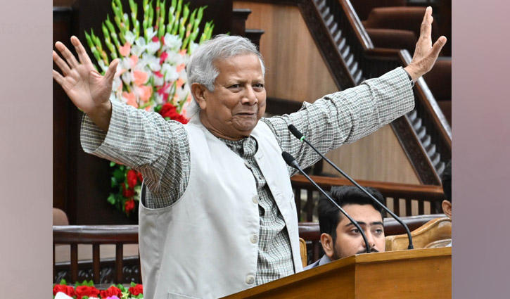 Prof Yunus vows to fulfill dream of students