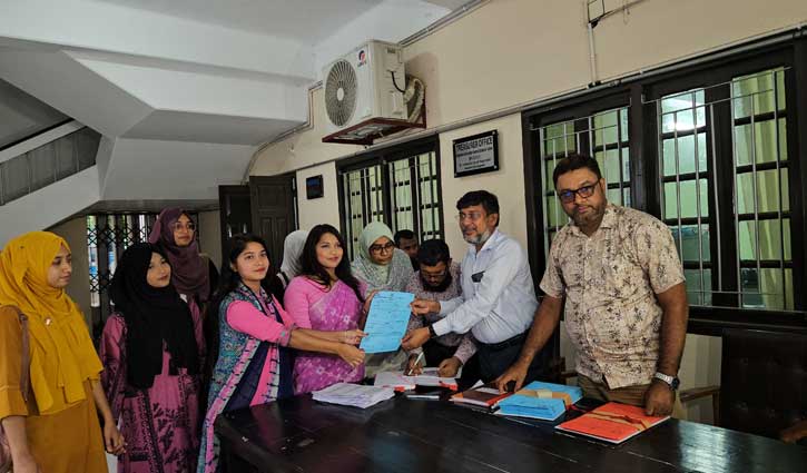 রাকসু নির্বাচন: প্রথম দিনে ৫ প্রার্থীর মনোনয়ন ফরম সংগ্রহ