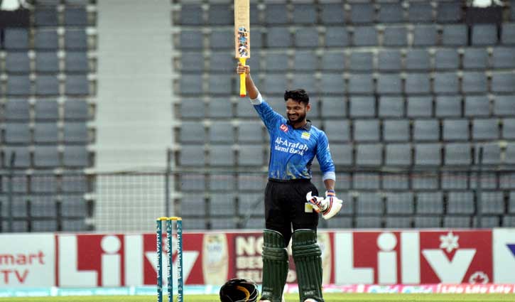 জয়ের বিধ্বংসী সেঞ্চুরিতে সিলেটকে উড়াল চট্টগ্রাম