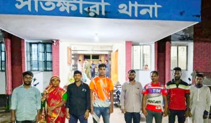 আটক ৫ বাংলাদেশিকে ফেরত দিল বিএসএফ