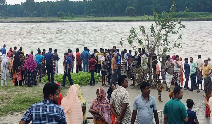 সৎকার করতে গিয়ে নৌকাডুবি: একজনের মৃত্যু, নিখোঁজ ২