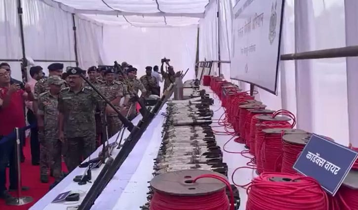 শান্তি স্থাপনের লক্ষ্যে আত্মসমর্পণ ও অস্ত্রত্যাগের প্রস্তাব মাওবাদীদের