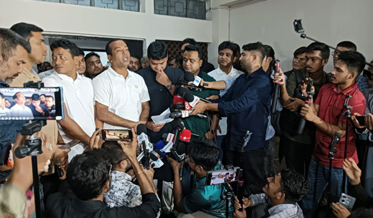 ঢাবির হলগুলোতে ছাত্রদলের কমিটি বহাল থাকবে: রাকিব