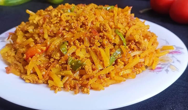 অল্প কয়েকটি উপকরণে তৈরি ‘মাছের ডিমের কালিয়া’