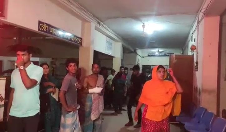 খাগড়াছড়িতে সড়ক দুঘর্টনায় ২ জনের মৃত্যু