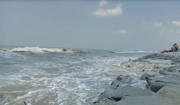 বঙ্গোপসাগরে অনুপ্রবেশের দায়ে ১৪ ভারতীয় জেলে আটক