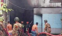 মানিকগঞ্জে প্লাস্টিক কারখানার আগুন, ৬০ কোটি টাকার ক্ষতি