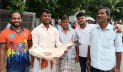 পদ্মায় জেলের জালে ধরা পড়ল ১১ কেজির কাতল