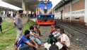 রাজশাহীতে বরাদ্দ ট্রেন পছন্দ না হওয়ায় জুলাইযোদ্ধাদের বিক্ষোভ