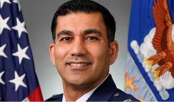 বাংলাদেশি বংশোদ্ভূত শরিফুল হলেন যুক্তরাষ্ট্রের ব্রিগেডিয়ার জেনারেল