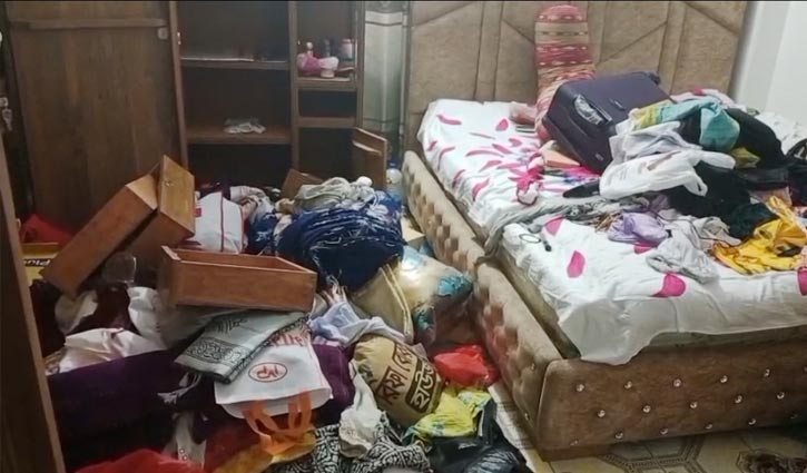সাভারে ব্যবসায়ীর বাড়িতে ডাকাতির অভিযোগ, টাকা-স্বর্ণালংকার লুট