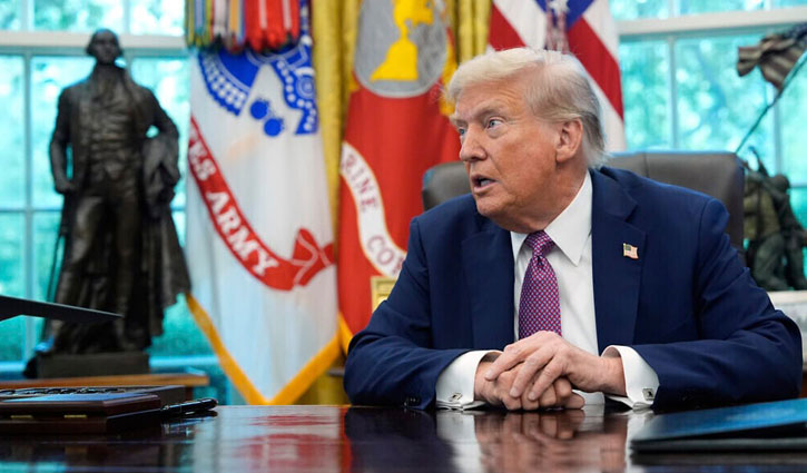 জিম্মিদের মুক্তি না দিলে পরিস্থিতি ভয়াবহ হবে, হামাসকে ট্রাম্পের হুঁশিয়ারি