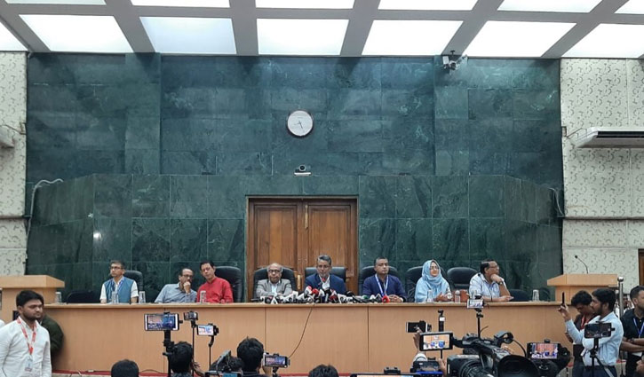 ডাকসুর ১২ সম্পাদক পদে একটিতেও নেই ছাত্রদল 