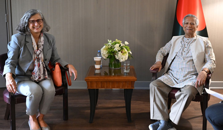 স্বল্পমূল্যে জলবায়ু সহনশীল আবাসন তৈরিতে সহায়তার আহ্বান প্রধান উপদেষ্টার