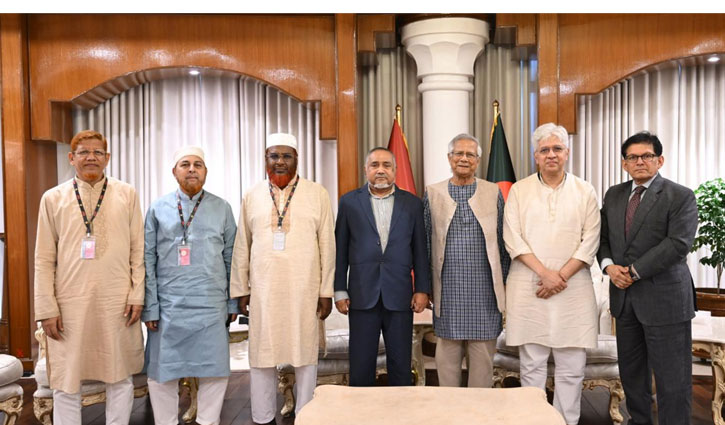 প্রধান উপদেষ্টার সঙ্গে বৈঠকে জামায়াত নেতারা