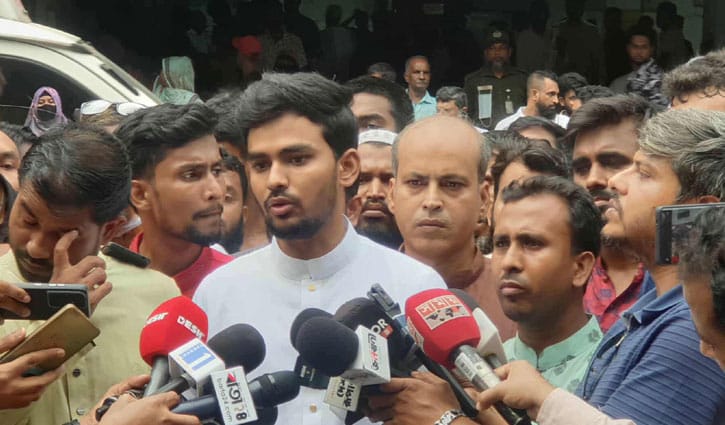 নুরের ওপর হামলার দায় সরকারকে নিতে হবে: আসিফ