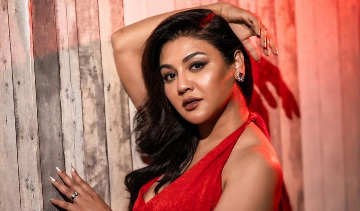 জয়া আহসানের উপস্থিতি ঘিরে পশ্চিমবঙ্গে বিক্ষোভ