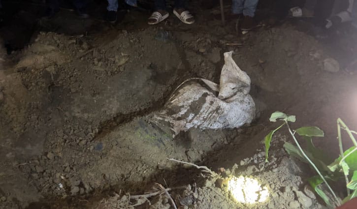 ‘আজানে ঘুমের ব্যাঘাত’ বলা আলমাসের বস্তাবন্দী মরদেহ উদ্ধার