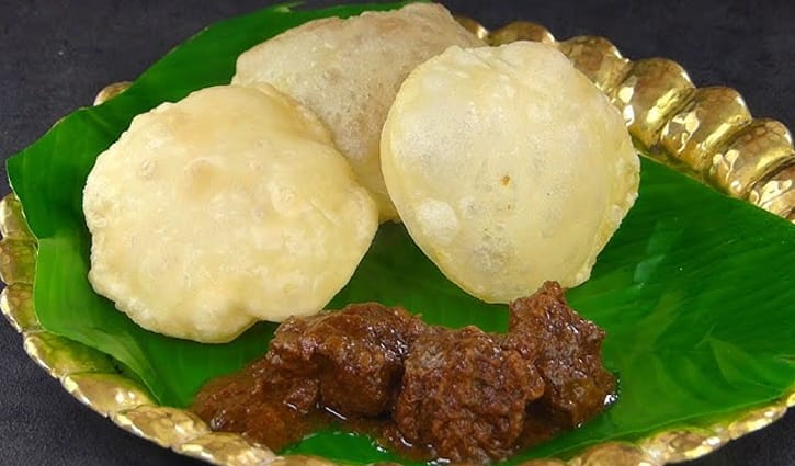 পূজায় অতিথি আপ্যায়নে থাকুক ‘ছানার লুচি’