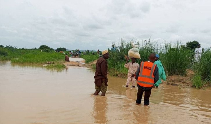 নাইজেরিয়ায় নৌকাডুবি, ৪০ জনের বেশি নিখোঁজ
