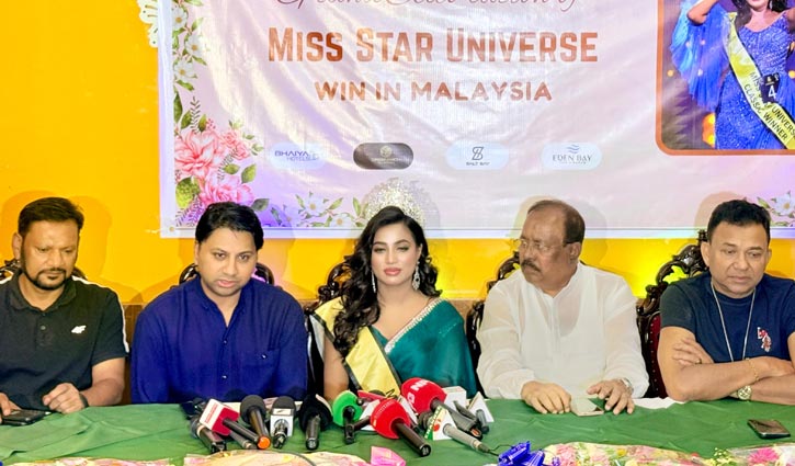‘মিস স্টার ইউনিভার্স’ বিজয়ী অনন্যা