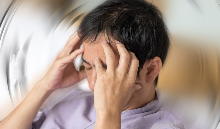 হঠাৎ মাথা ঘুরলে যা করবেন