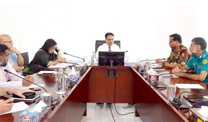 সাতটি স্থানে পরীক্ষামূলক ট্রাফিক সিগন্যাল চালু ৩০ আগস্ট 