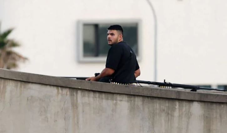 অস্ট্রেলিয়ায় সৈকতে ২ হামলাকারী ভারতীয় বংশোদ্ভূত