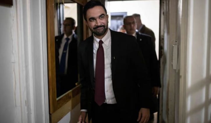 মামদানির বিরুদ্ধে ইহুদিবিদ্বেষী আগুনে পেট্রোল ঢালার অভিযোগ ইসরায়েলের