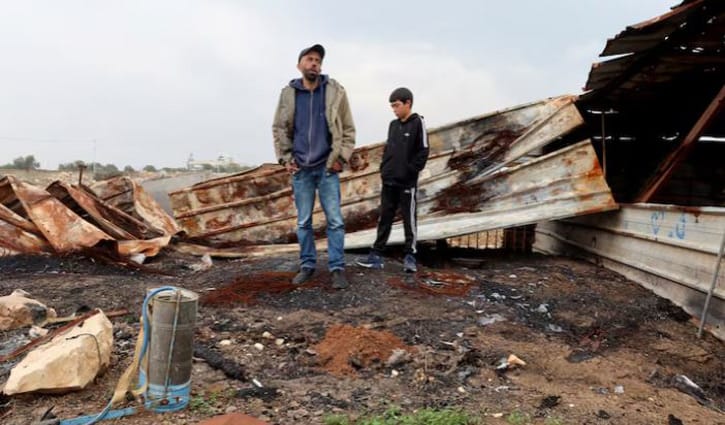 পশ্চিম তীরে যেভাবে বসতি স্থাপন করছে ইহুদিরা