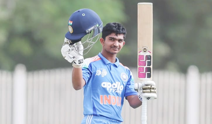 ডাবল সেঞ্চুরিতে যুব ওয়ানডেতে কুন্ডুর ইতিহাস, ভাঙলেন ২৩ বছরের রেকর্ড