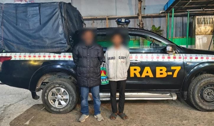 চট্টগ্রামে ঝুলন্ত শিশুর লাশ উদ্ধারের ঘটনায় গ্রেপ্তার ২