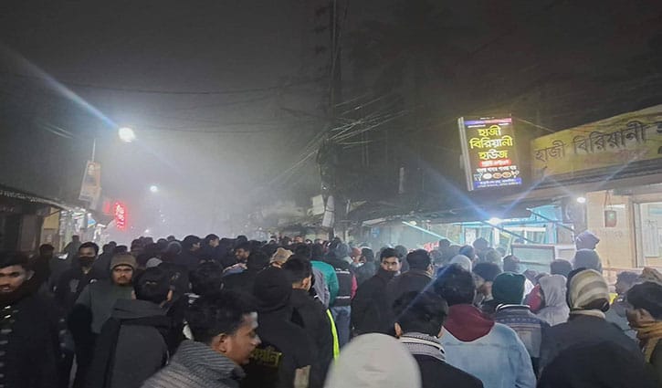 ফের স্থানীয়দের হামলায় আহত বাকৃবির ৫ শিক্ষার্থী