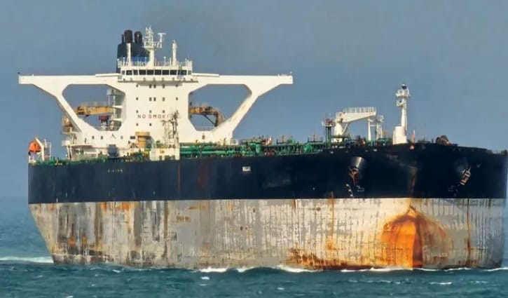 রাশিয়ার পতাকাবাহী ট্যাংকার আটক করেছে যুক্তরাষ্ট্র