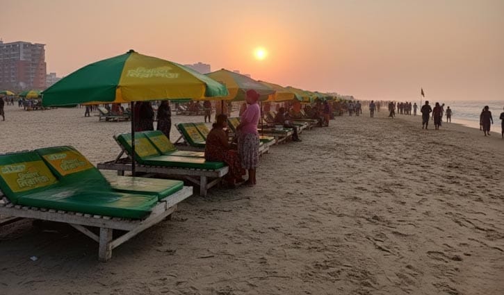 নতুন বছরের প্রথম সূর্যে আলোকিত কক্সবাজার