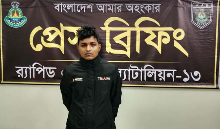 স্ত্রীকে হত্যার পর শ্বশুরকে ফোন দেওয়া সেই দুলু গ্রেপ্তার 