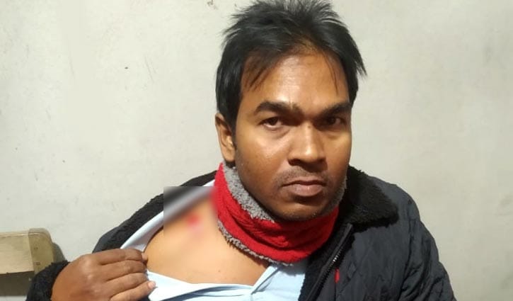 পরীক্ষায় অযোগ্য বলায় শিক্ষককে পেটালেন ছাত্রের বাবা