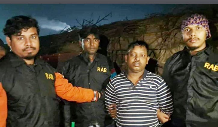 হাদিকে হত্যাচেষ্টা: ফয়সালের ঘনিষ্ঠ সহযোগী গ্রেপ্তার